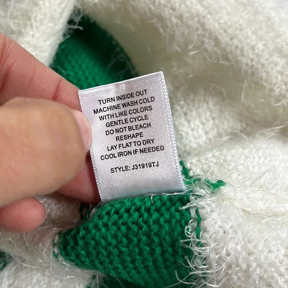 Christmas Dress - Picture 10 of 14